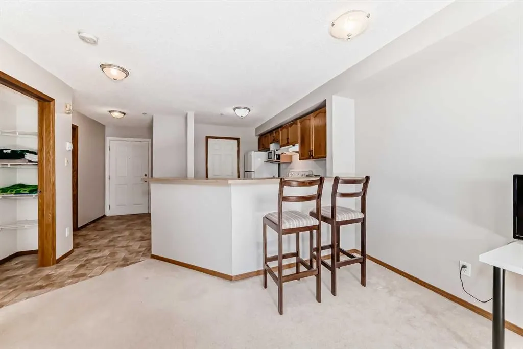 950 Arbour Lake Road NW, #1215