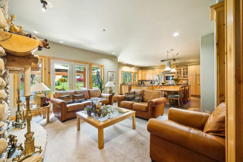 3 Woodlands Estates
