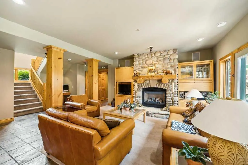 3 Woodlands Estates