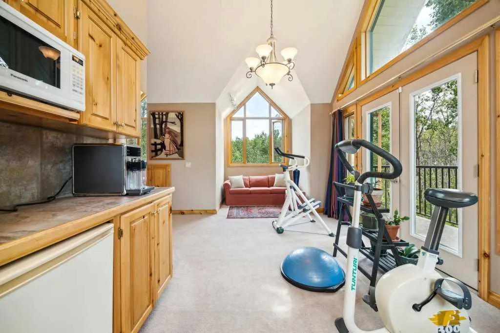 3 Woodlands Estates