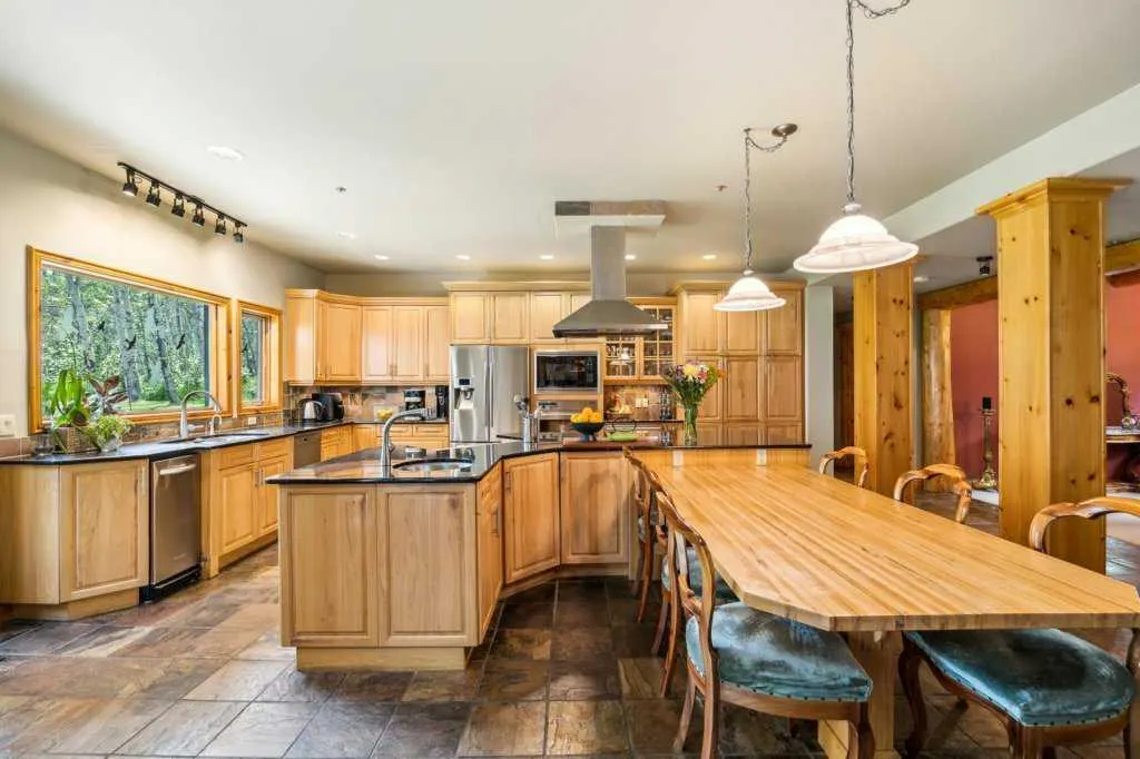 3 Woodlands Estates