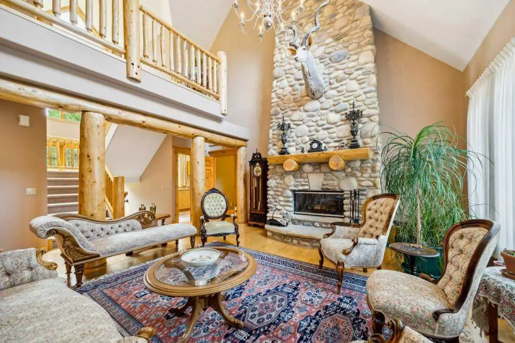 3 Woodlands Estates