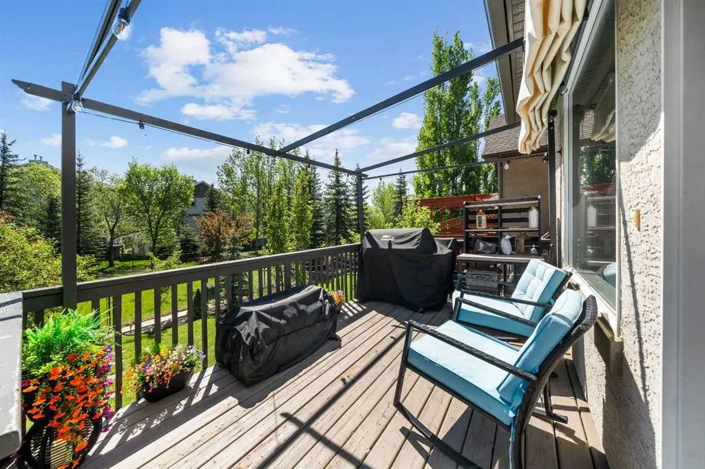 277 Crystal Shores Drive
