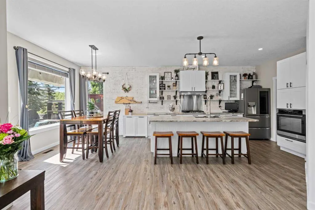 277 Crystal Shores Drive