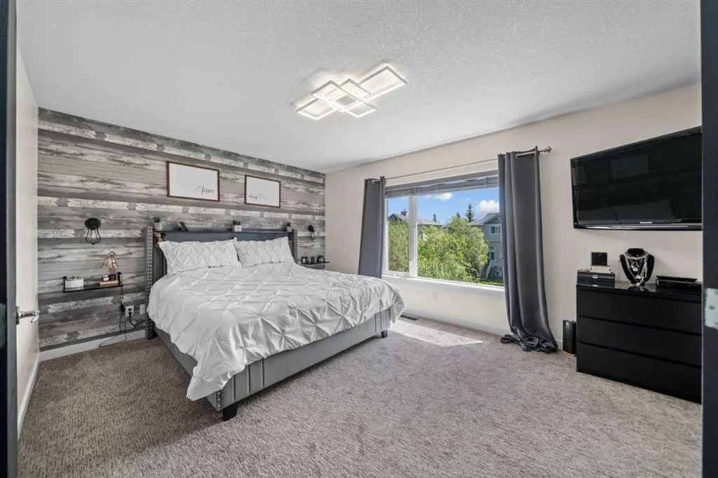 277 Crystal Shores Drive