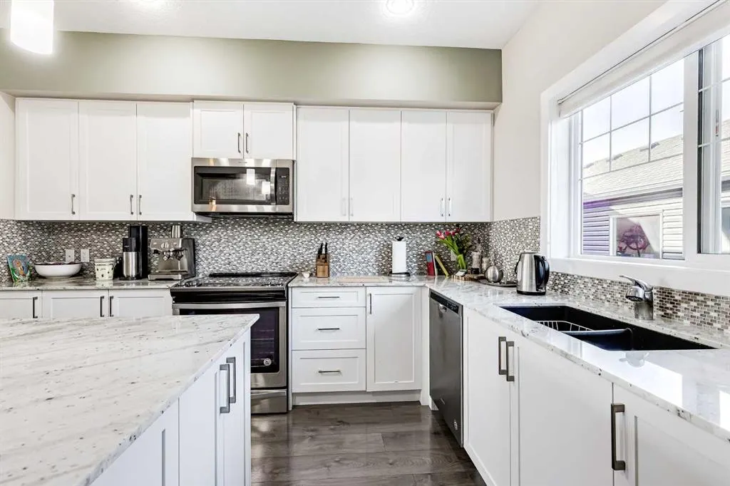 248 Midyard Lane SW