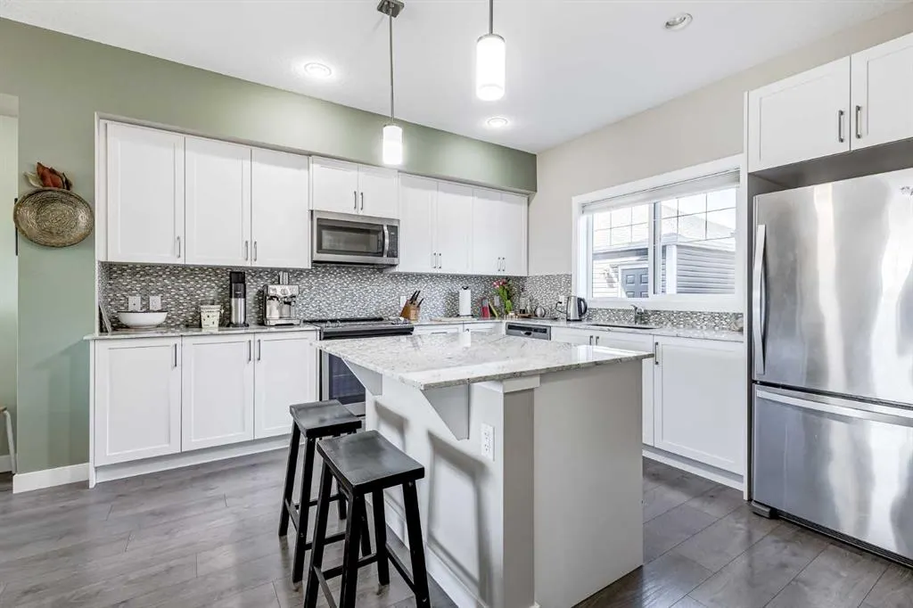 248 Midyard Lane SW