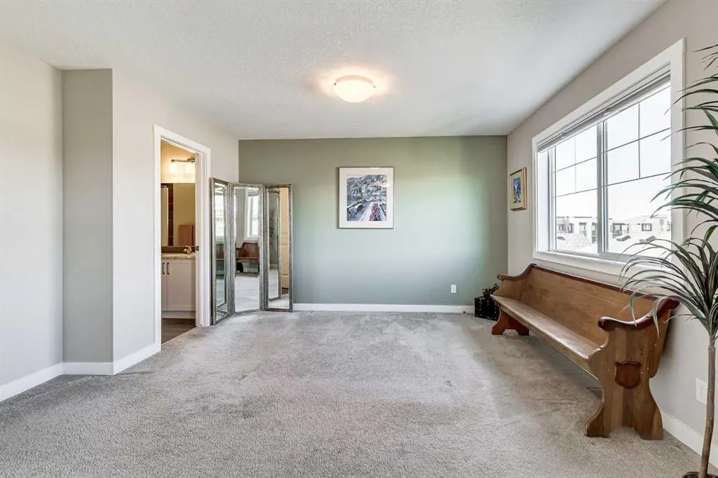 248 Midyard Lane SW