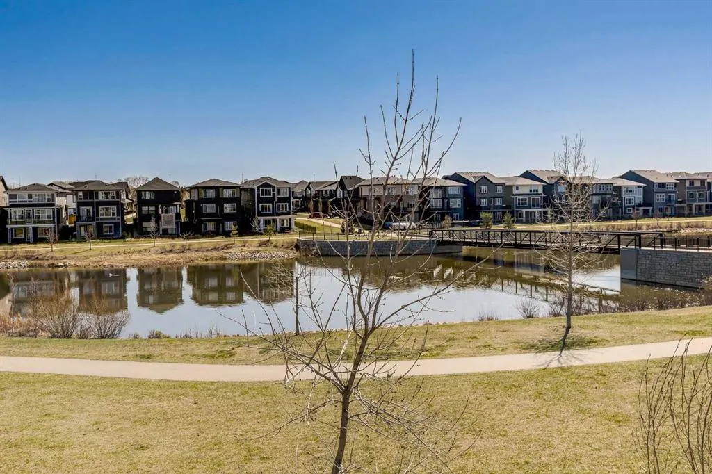 248 Midyard Lane SW