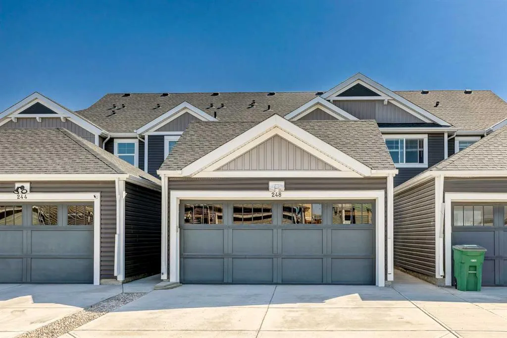 248 Midyard Lane SW