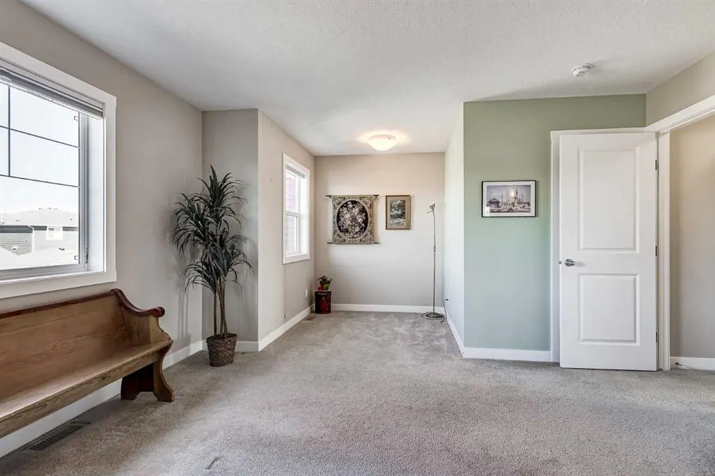 248 Midyard Lane SW