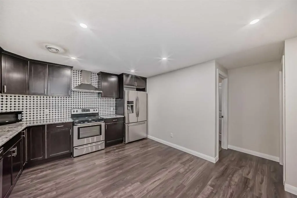 43 Evansglen Circle NW