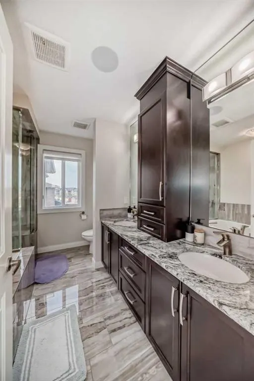 43 Evansglen Circle NW