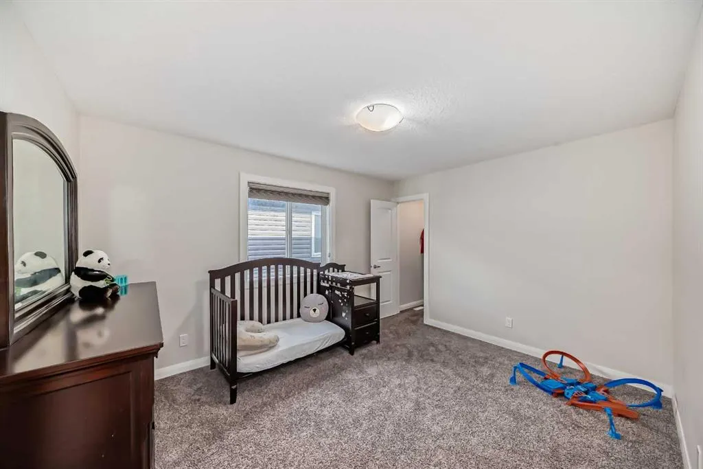 43 Evansglen Circle NW