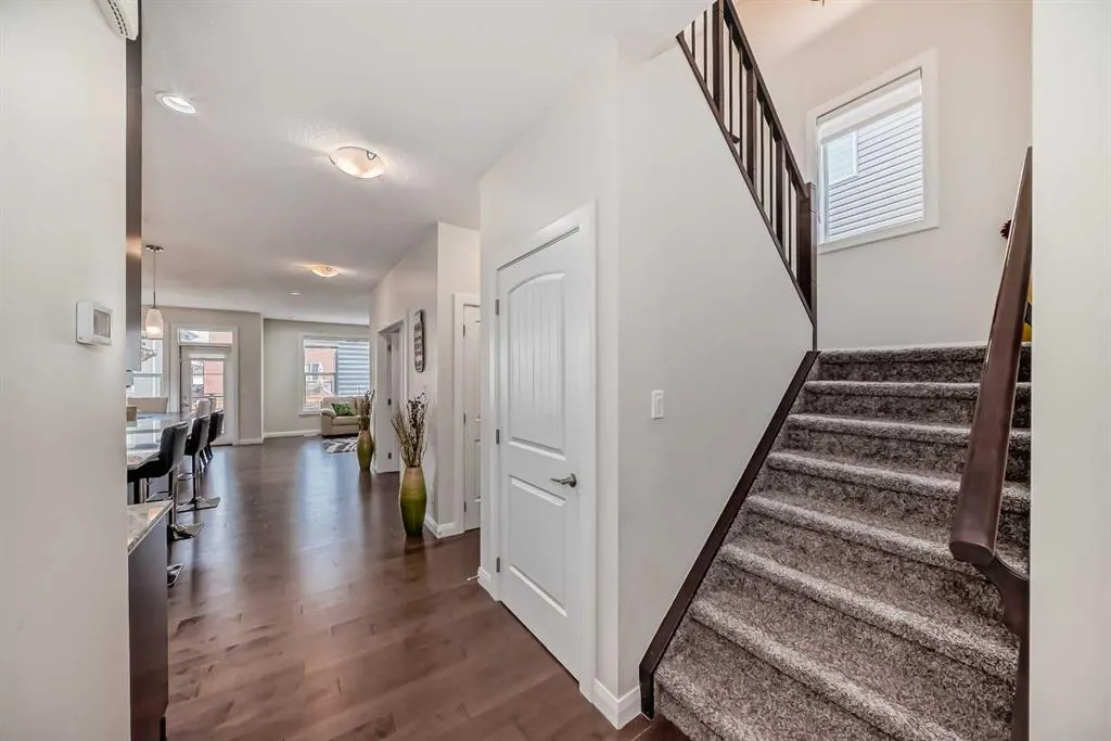 43 Evansglen Circle NW