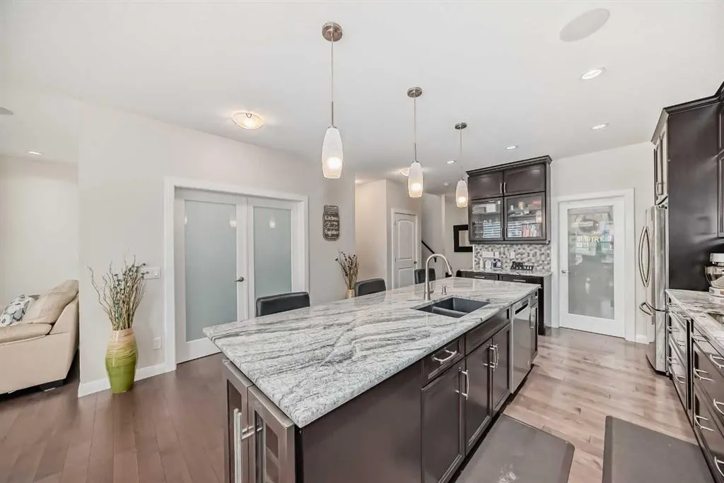 43 Evansglen Circle NW