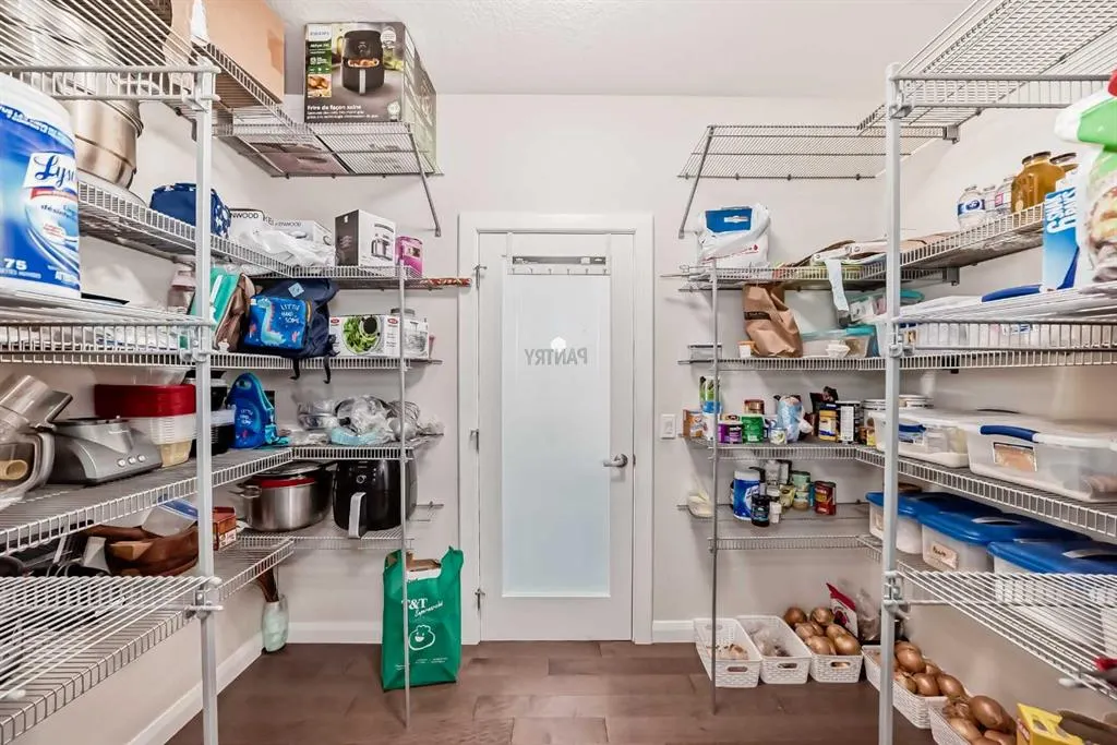 43 Evansglen Circle NW