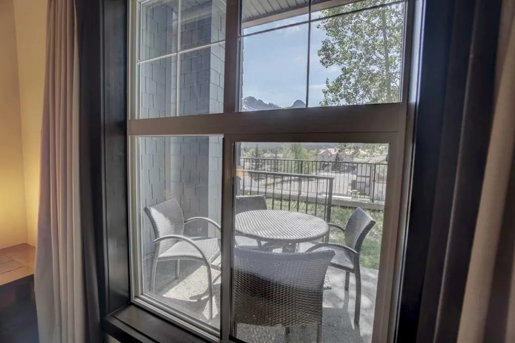 1818 Mountain Avenue, #106A