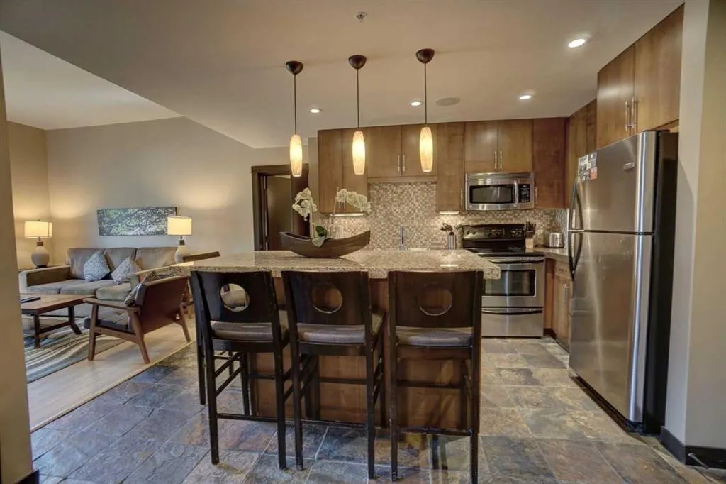 1818 Mountain Avenue, #106A