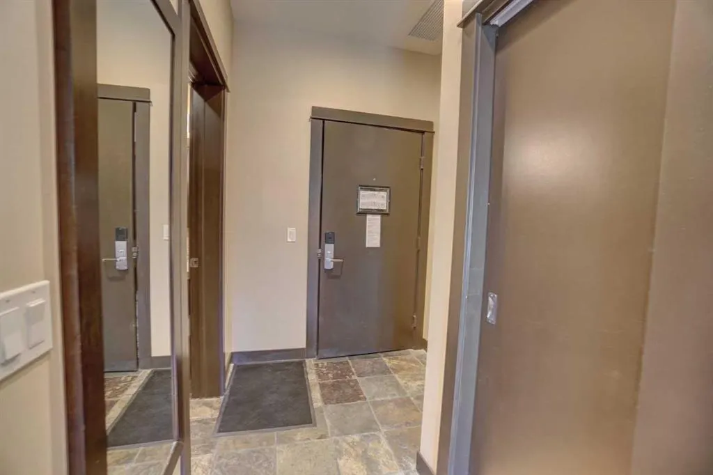 1818 Mountain Avenue, #106A