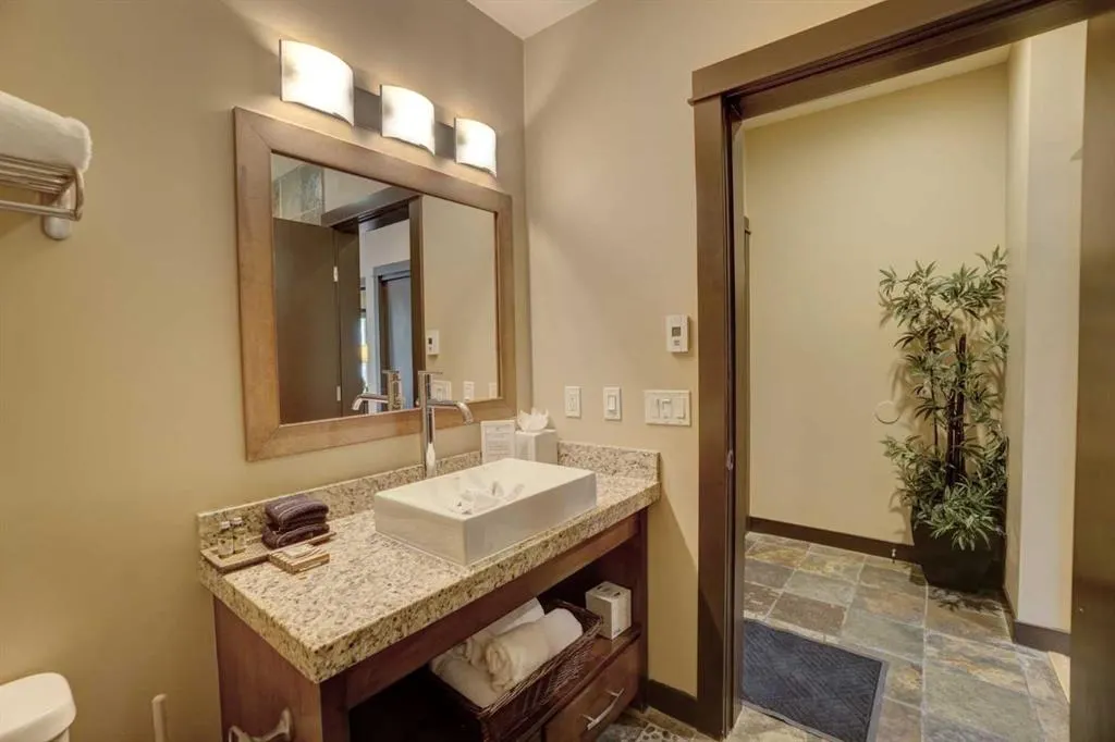 1818 Mountain Avenue, #106A
