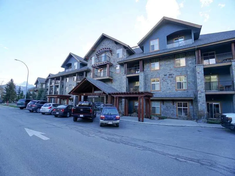 1818 Mountain Avenue, #106A