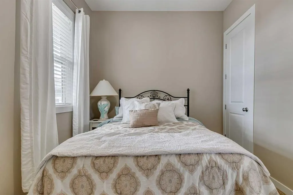 109 Amery Crescent
