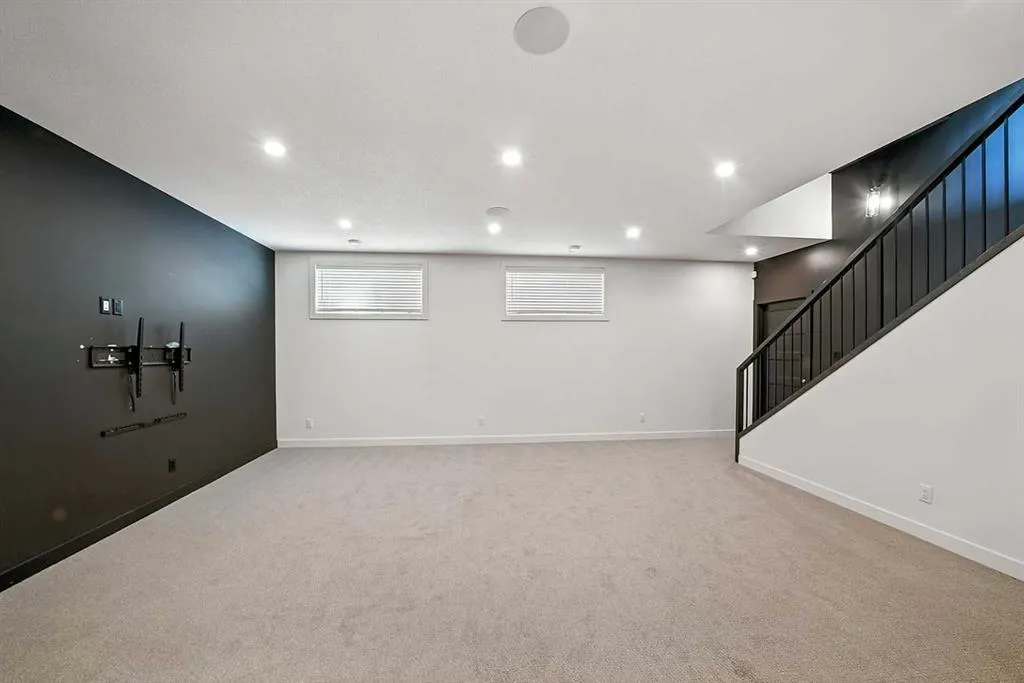 129 Emerald Drive