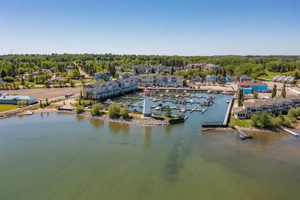 5210 Lakeshore Drive, #103