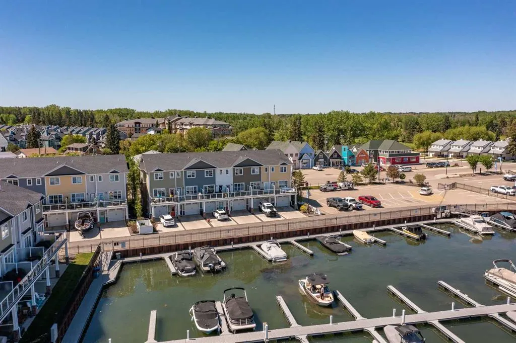 5210 Lakeshore Drive, #103