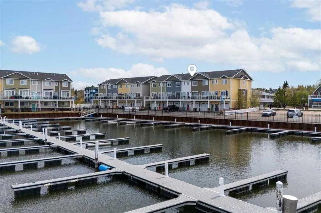 5210 Lakeshore Drive, #103