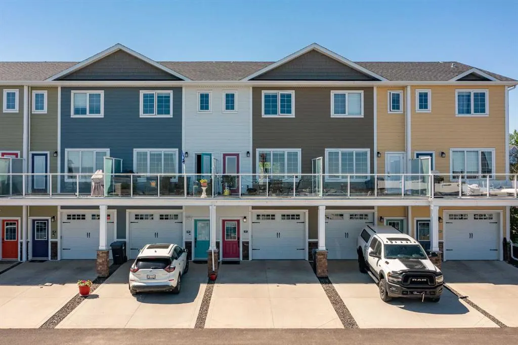 5210 Lakeshore Drive, #103