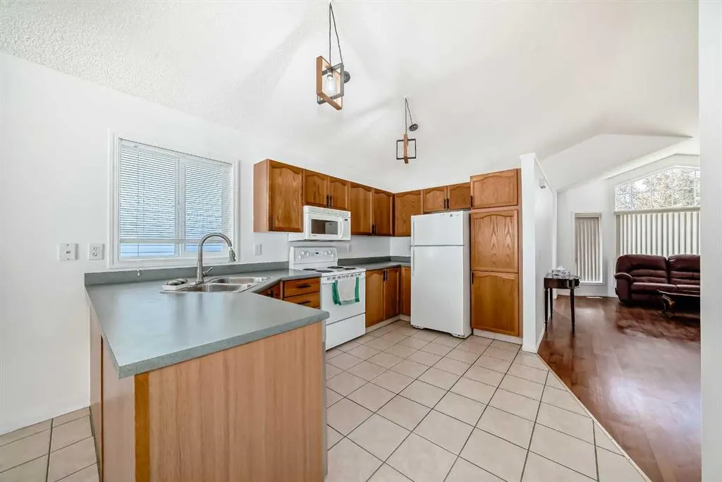 69 San Diego Manor NE