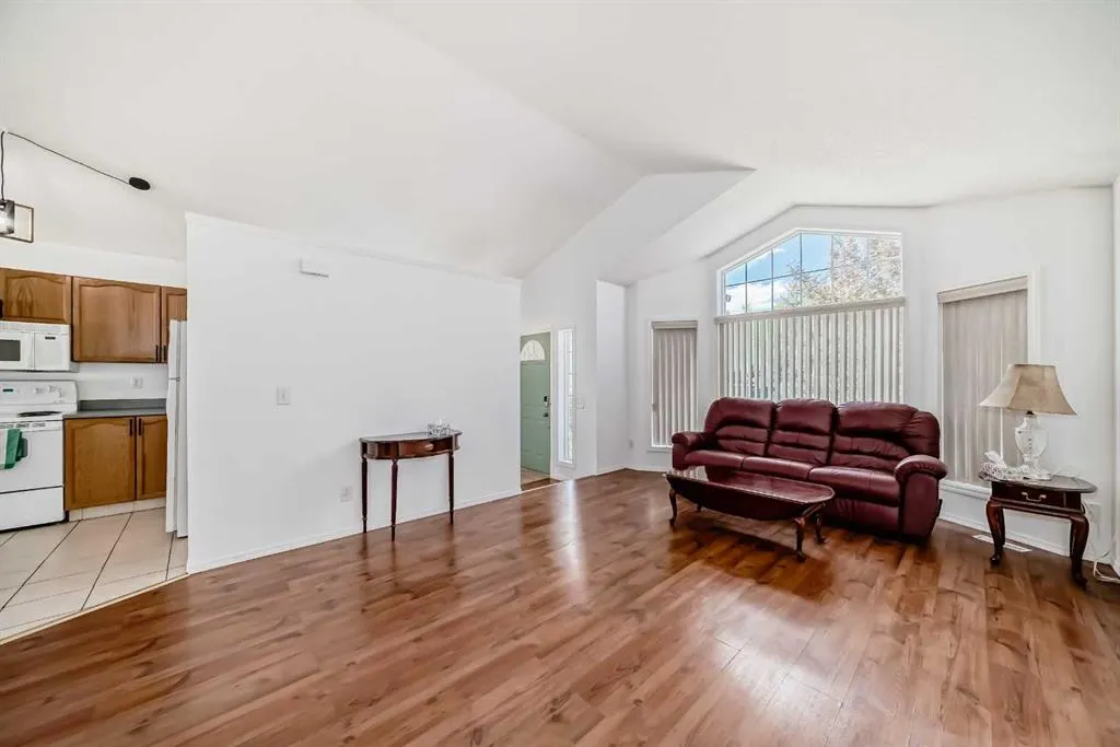 69 San Diego Manor NE