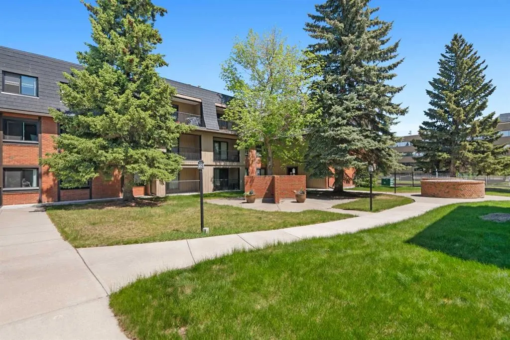 4001C 49 Street NW, #3201