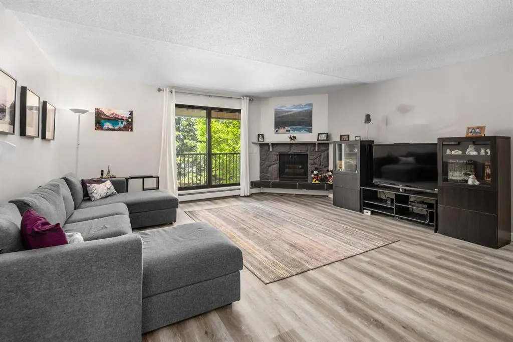4001C 49 Street NW, #3201