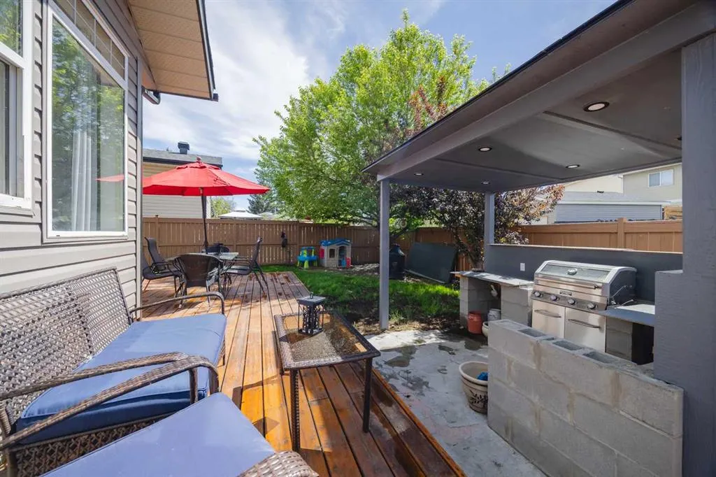 51 McKinley Place SE