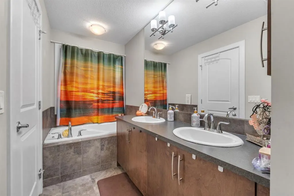 14 Redstone Mews NE