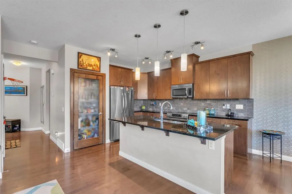 14 Redstone Mews NE