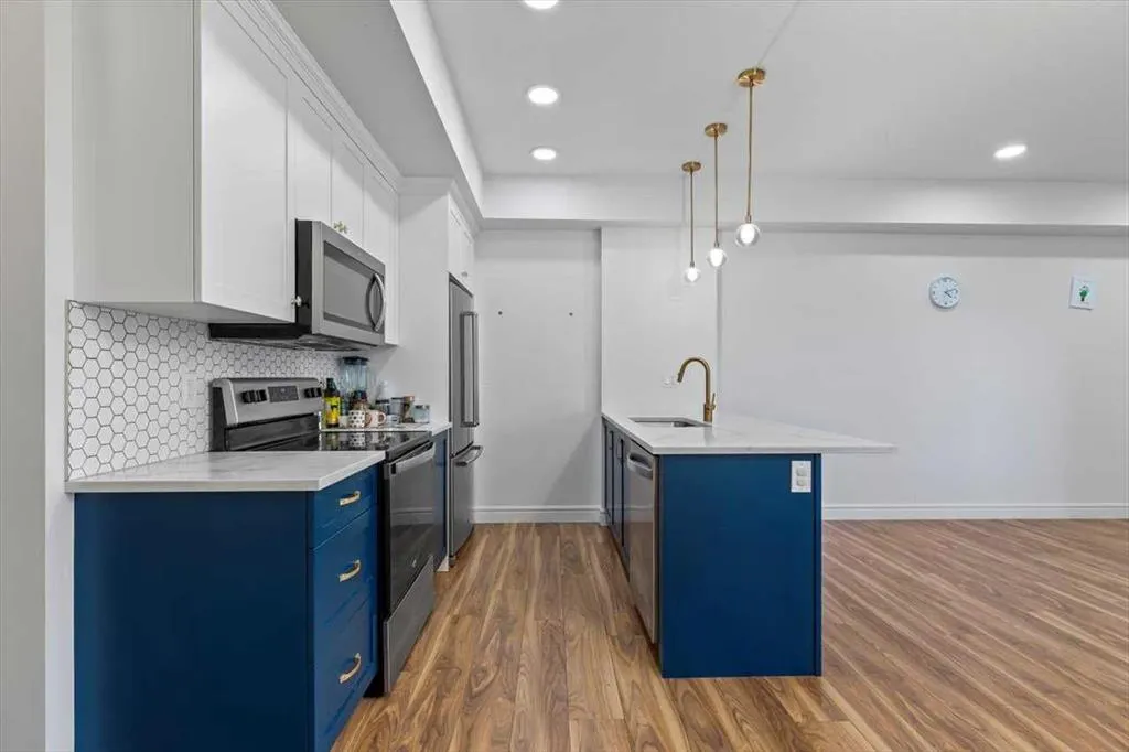 19661 40 Street SE, #221