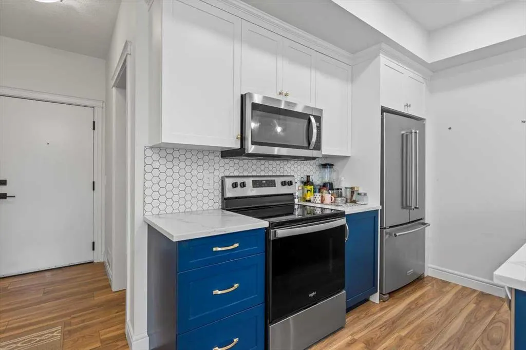 19661 40 Street SE, #221