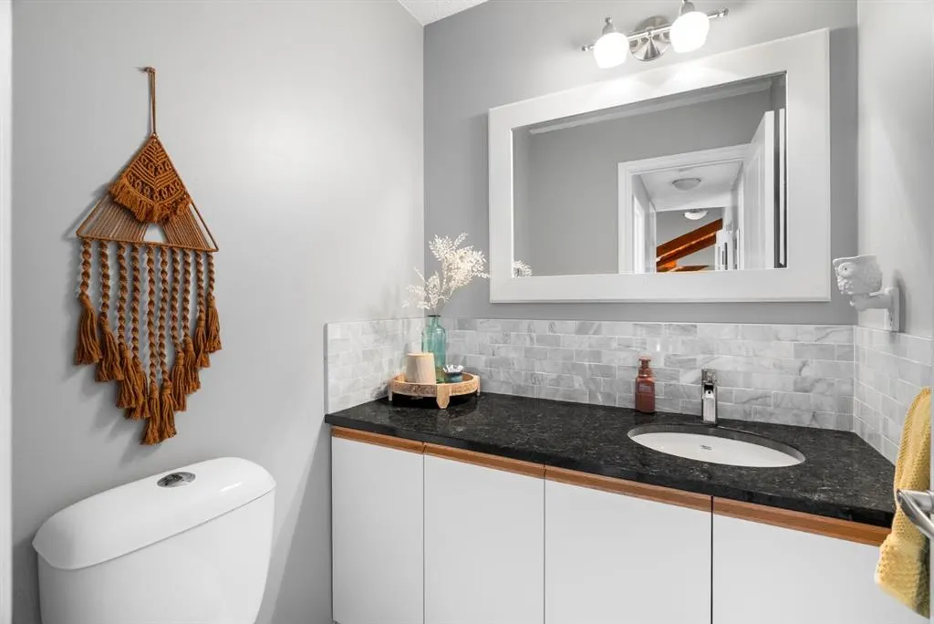 105 Whiteoak Garden