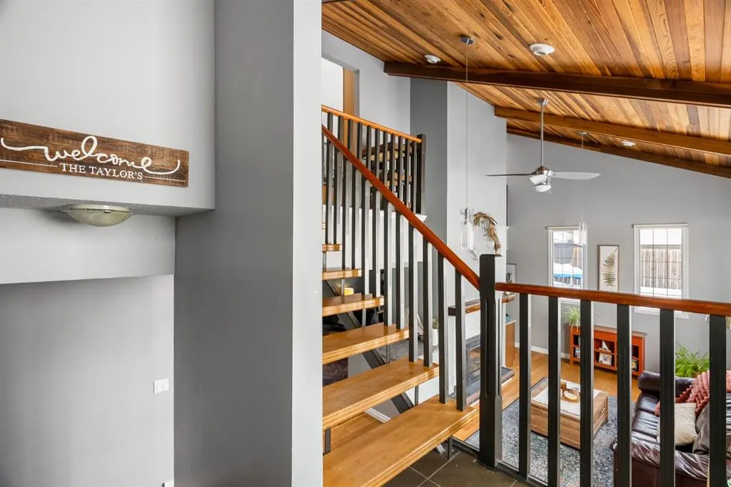 105 Whiteoak Garden