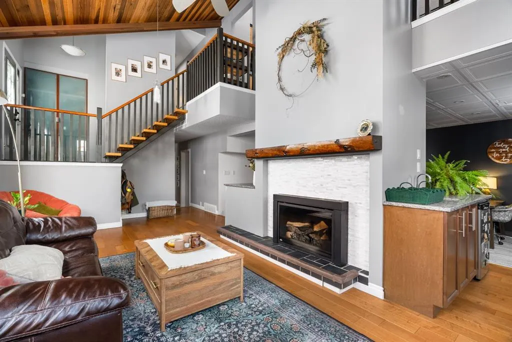 105 Whiteoak Garden