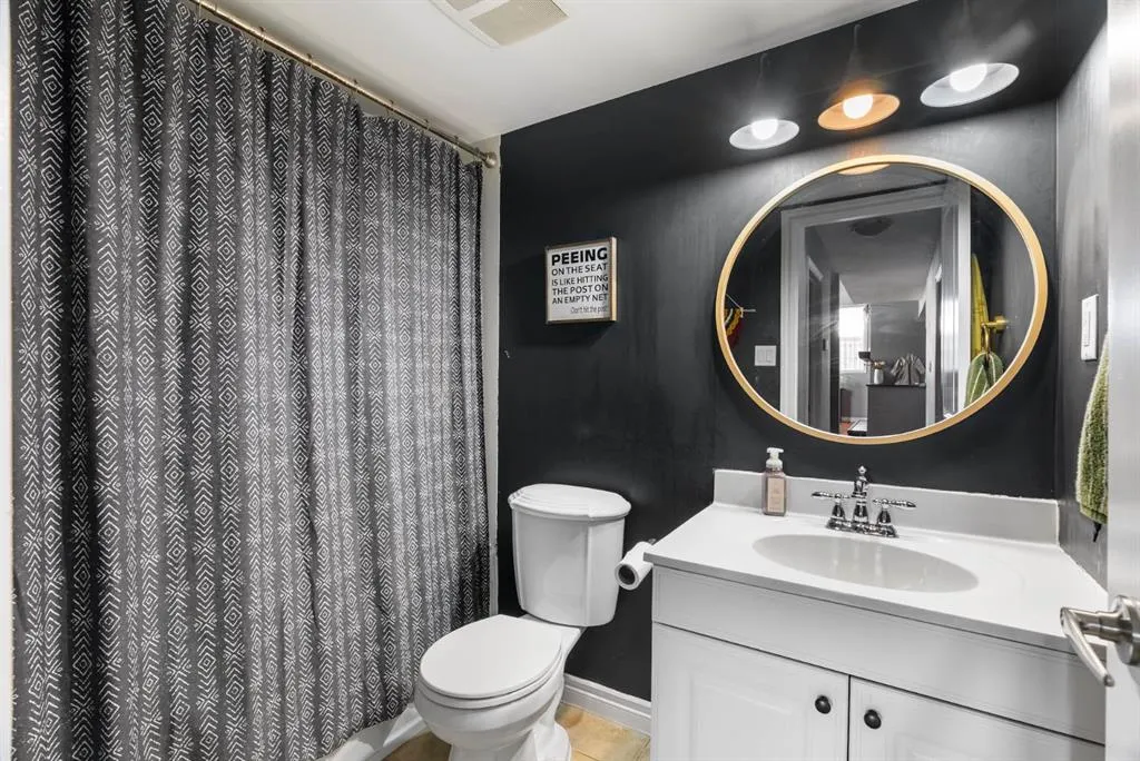 105 Whiteoak Garden