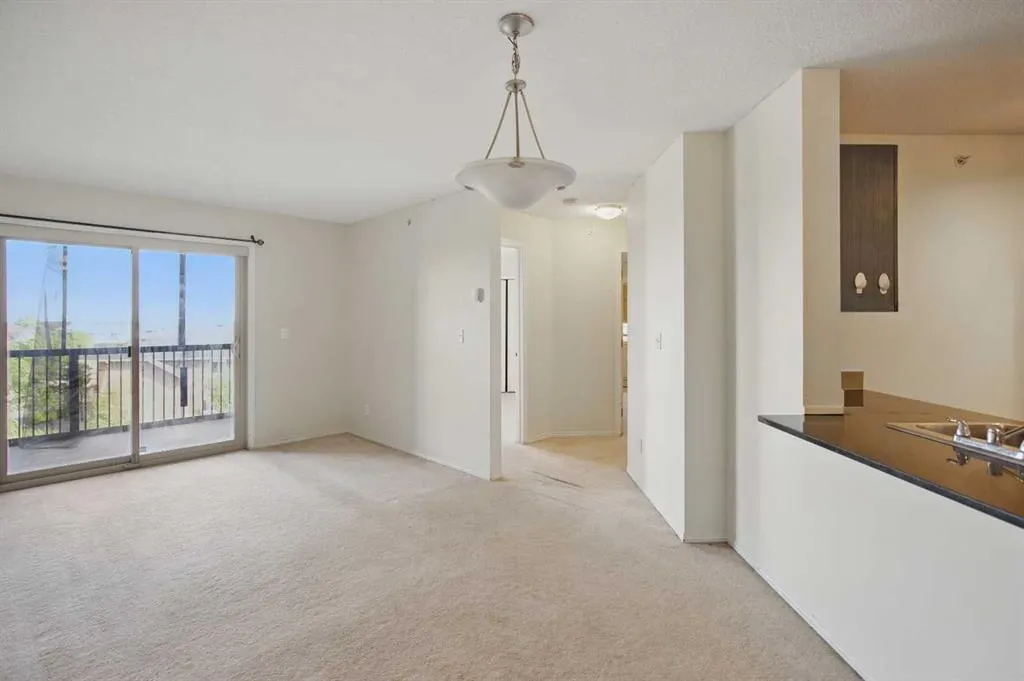 15 Saddlestone Way NE, #409