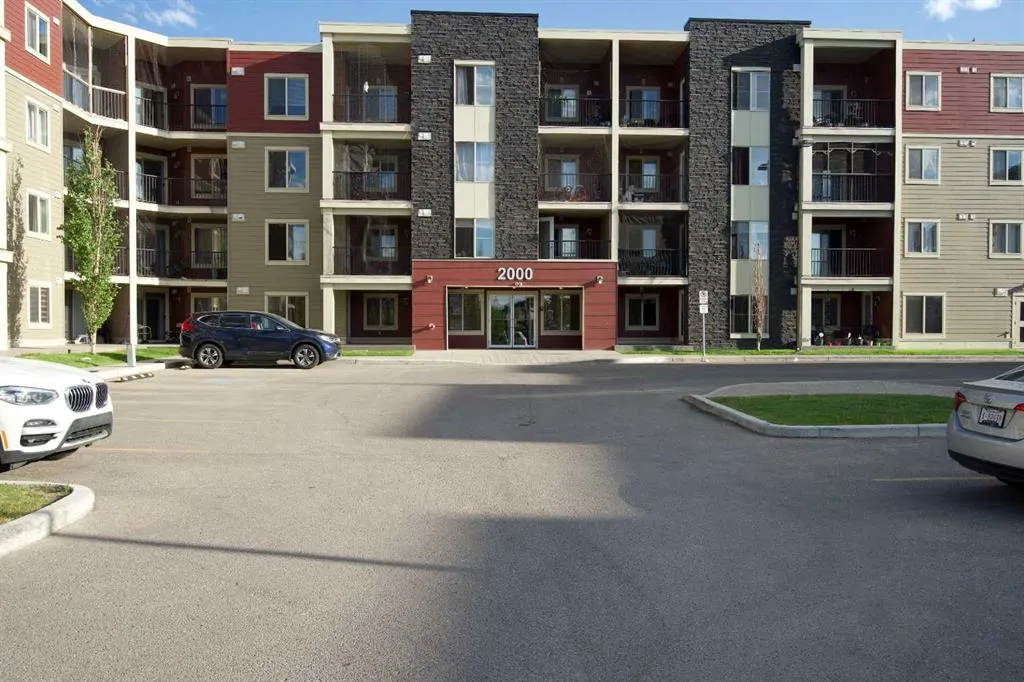 15 Saddlestone Way NE, #409