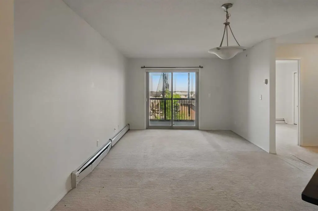 15 Saddlestone Way NE, #409