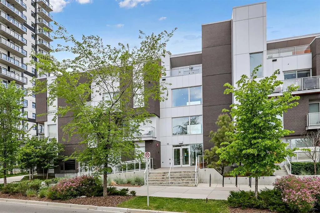 3125 39 Street NW, #207