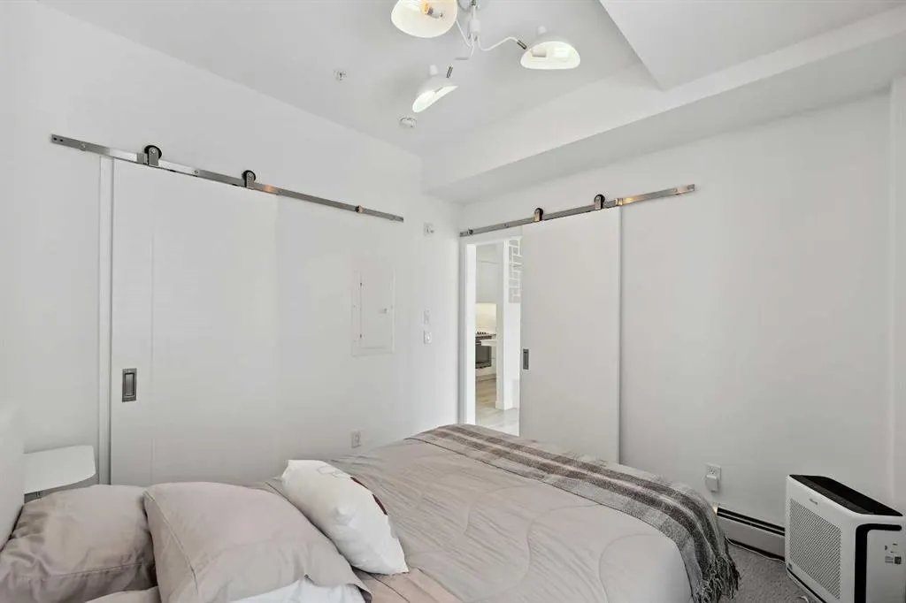 3125 39 Street NW, #207